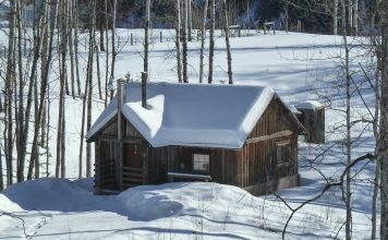 how to build an off grid cabin
